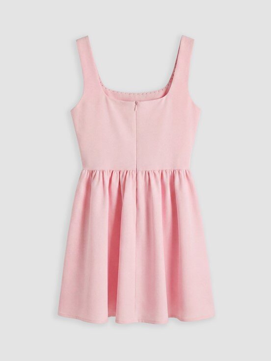 Elbise PEMBE