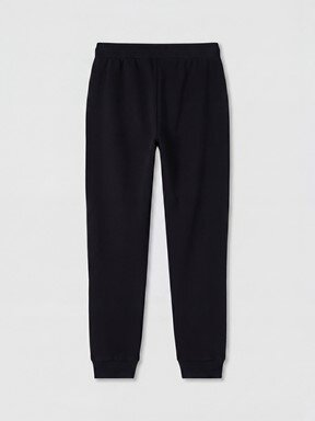 W6BE83Z8 YENİ SİYAH