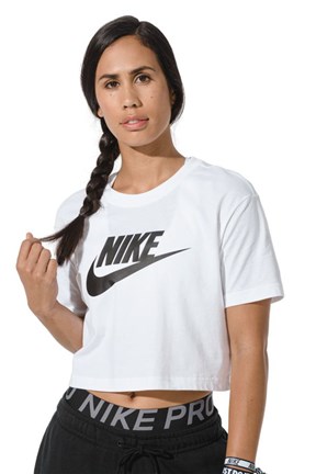 Nike Kadın Kısa Kol T-Shirt