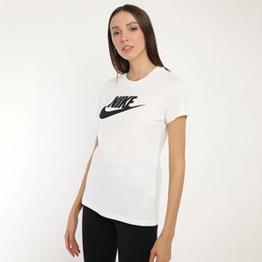 Nike  Kadın Kısa Kol T-Shirt