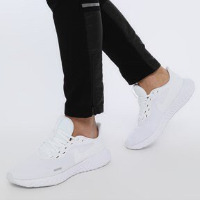 Nike Revolution 5 Erkek Koşu Ayakkabısı