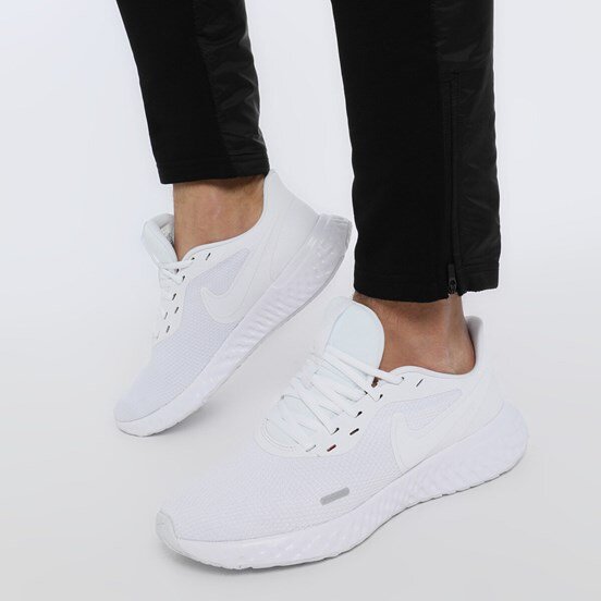 Nike Revolution 5 Erkek Koşu Ayakkabısı