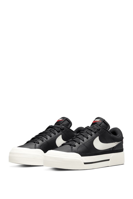 Nike Kadın Sneaker