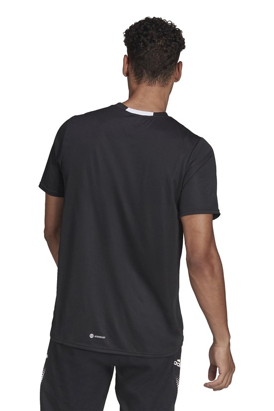 Adidas  Erkek Kısa Kol T-Shirt