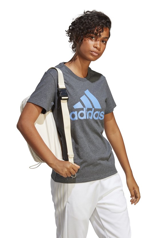 Adidas Kadın Kısa Kol T-Shirt