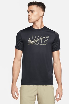 Nike Erkek Kısa Kol T-Shirt