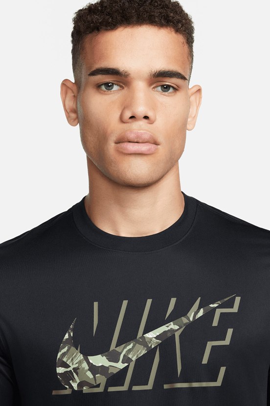 Nike Erkek Kısa Kol T-Shirt