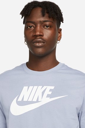 Nike Erkek Kısa Kol T-Shirt