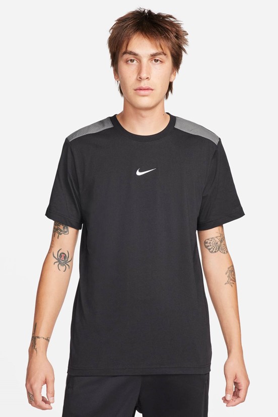 Nike Graphic Tee Erkek T-Shirt