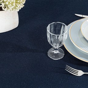 Brigitte Masa Örtüsü