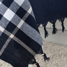 Brigitte Masa Örtüsü