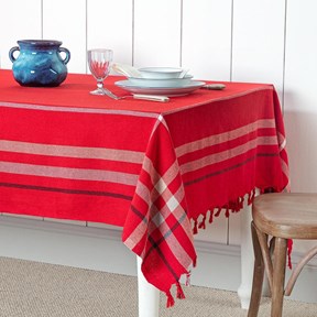 Brigitte Masa Örtüsü