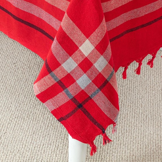 Brigitte Masa Örtüsü