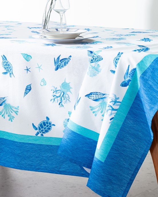 Cornella Masa Örtüsü