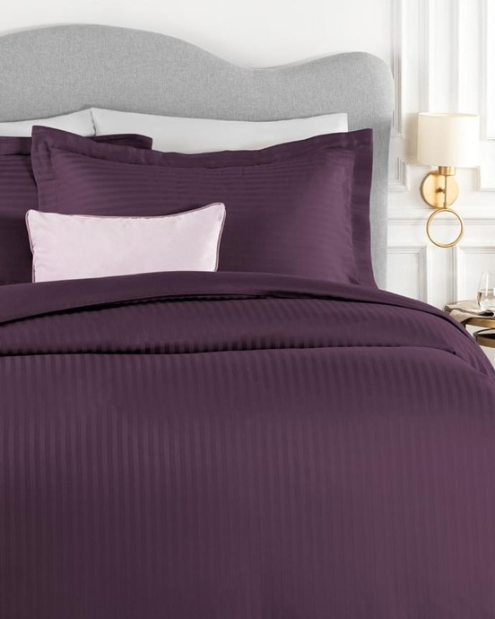 Elicia Super King Size Çizgili Saten Nevresim Takımı