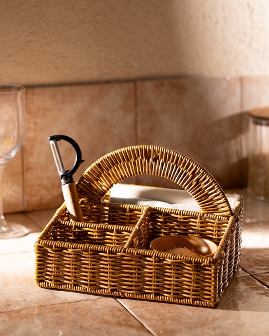Montagnette Organizer