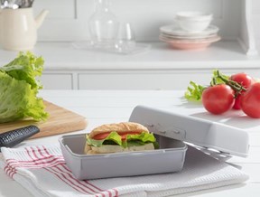 Yvonna Geniş Lunch Box