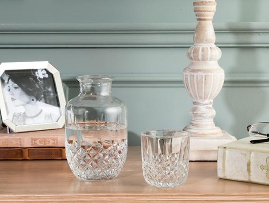 Audrey Başucu Sürahisi