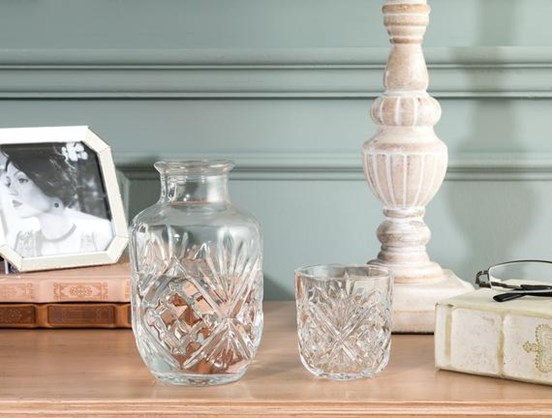 Aron Başucu Sürahisi