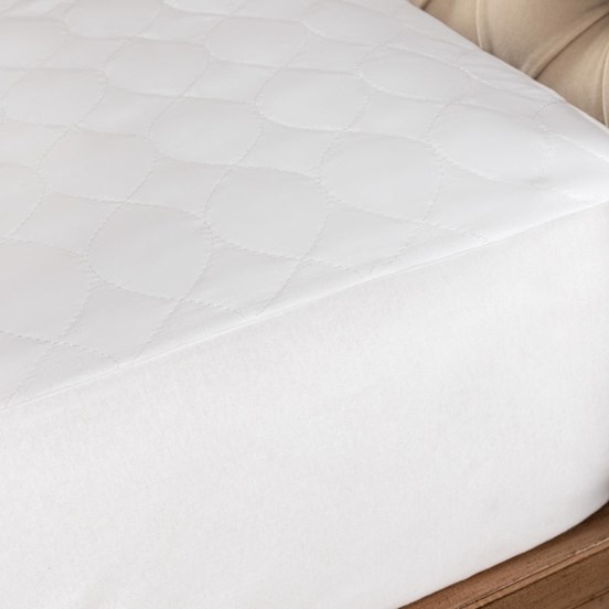 Kapitoneli Fitted King Size Yatak Alezi