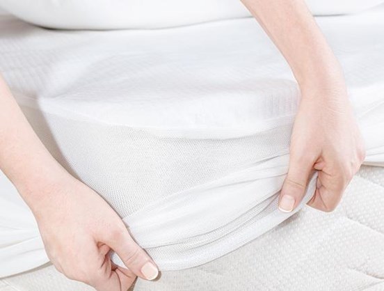 Flore Sıvı Geçirmez Fitted Çift Kişilik Yatak Alezi