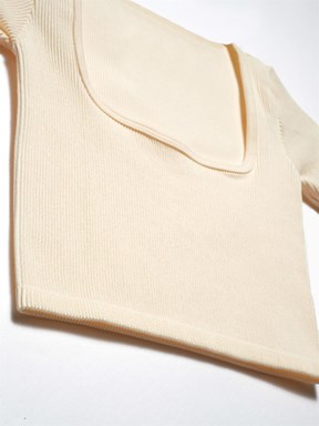 Dilvin U Yaka Kısa Kol Crop Top
