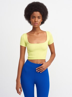 Dilvin U Yaka Kısa Kol Crop Top
