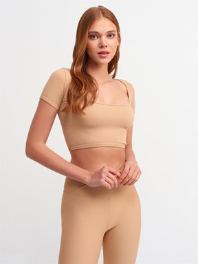 Dilvin U Yaka Kısa Kol Crop Top
