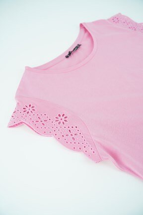 Karol Atabey Kolu Dantelli T-Shirt