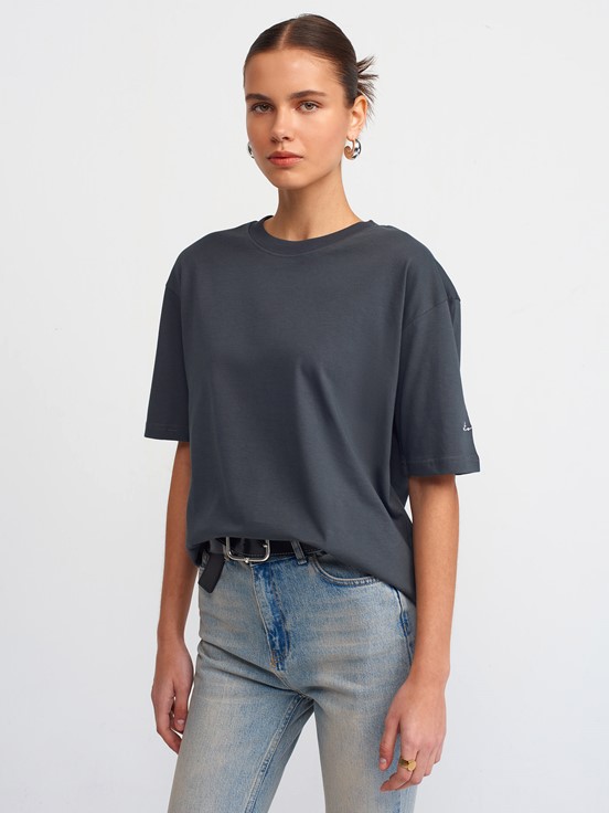 Dilvin Taş Baskı Detaylı T-Shirt