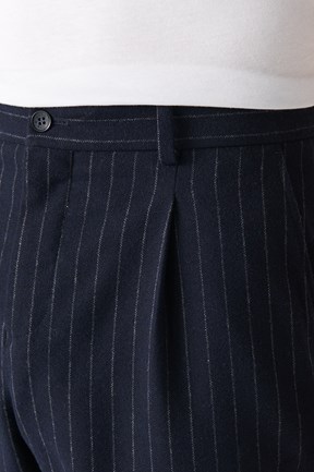 Avva Yünlü Pileli Çizgili Relaxed Fit Takım Elbise Pantolonu