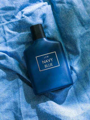 Navy Blue EDP Erkek Parfüm 100 ml KARIŞIK