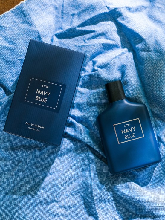 Navy Blue EDP Erkek Parfüm 100 ml KARIŞIK