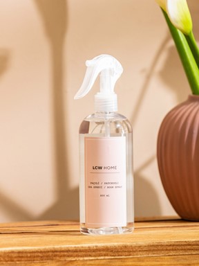 Paçuli Kokulu Oda Spreyi 400 Ml AÇIK PEMBE