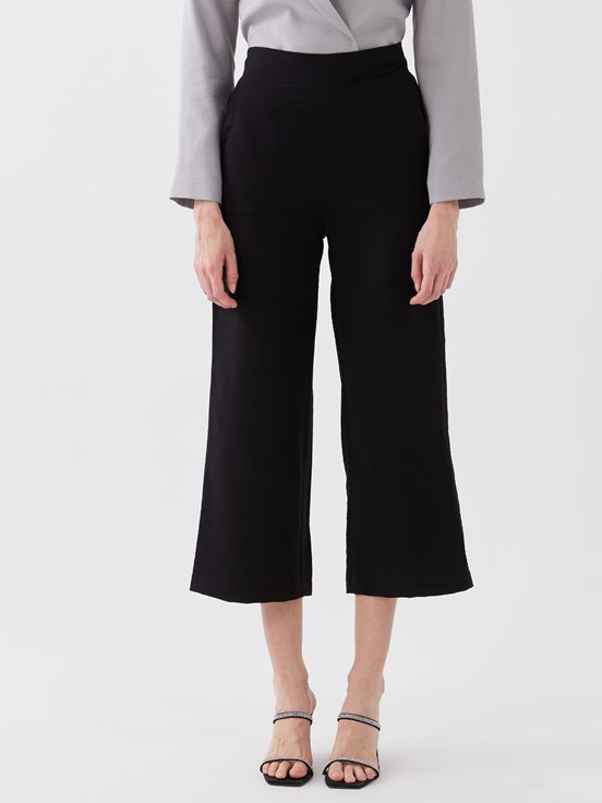 LCW CASUAL Beli Lastikli Rahat Kalıp Kadın Capri YENİ SİYAH