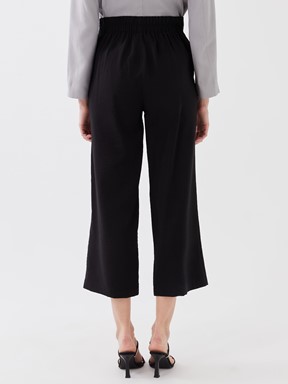LCW CASUAL Beli Lastikli Rahat Kalıp Kadın Capri YENİ SİYAH