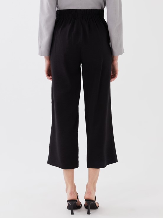 LCW CASUAL Beli Lastikli Rahat Kalıp Kadın Capri YENİ SİYAH