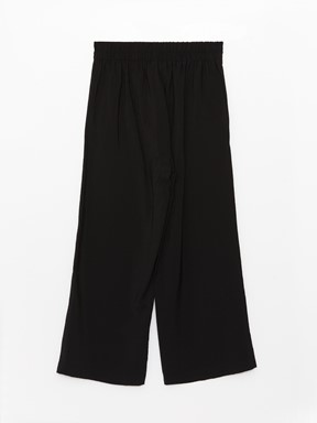 LCW CASUAL Beli Lastikli Rahat Kalıp Kadın Capri YENİ SİYAH