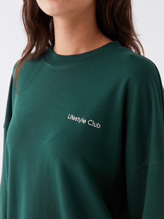 LCW CLASSIC Bisiklet Yaka Nakışlı Uzun Kollu Oversize Kadın Sweatshirt KOYU YEŞİL