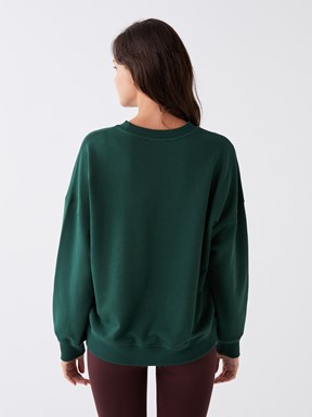LCW CLASSIC Bisiklet Yaka Nakışlı Uzun Kollu Oversize Kadın Sweatshirt KOYU YEŞİL